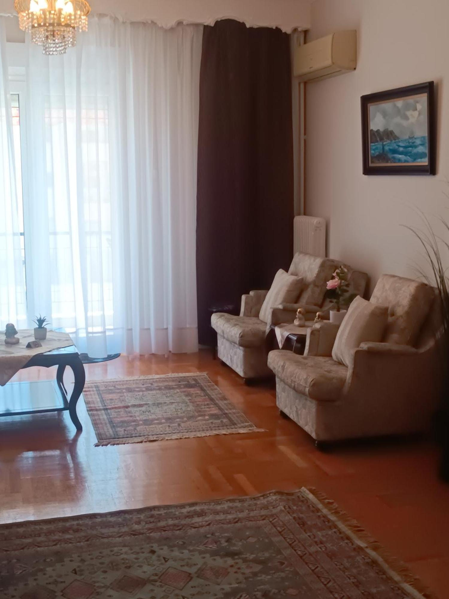Mama΄s Apartment Kavala