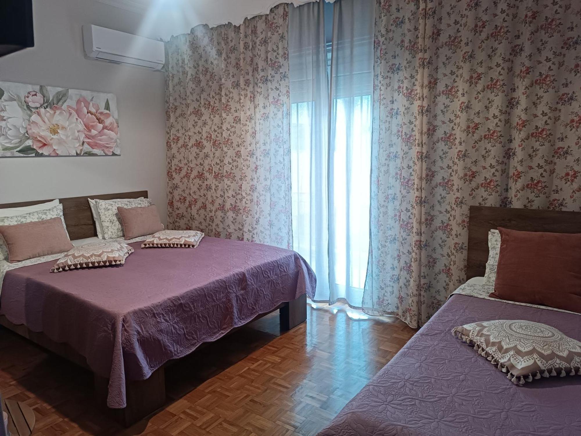 Mama΄s Apartment *